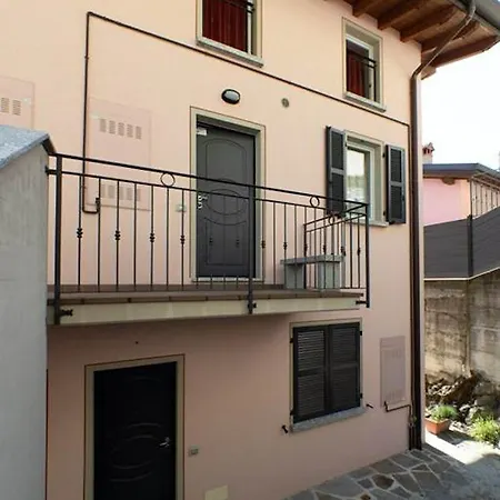 2-bedroom Lakeview Mastena Belvedere Lägenhet